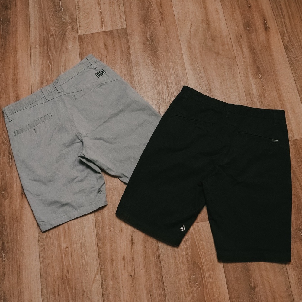 Volcom Short Bundle! - Picture 2 of 8